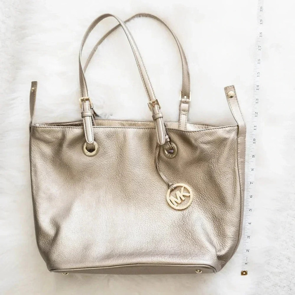 MICHAEL KORS METALLIC GOLD LEATHER JET SET TOTE BAG & TRIFOLD WALLET SET COMBO - Picture 11 of 16